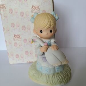 Precious Moments Limited Edition God is Love Girl Swan Collectible Figurine